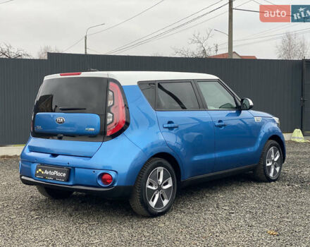 Синий Киа Soul EV, объемом двигателя 0 л и пробегом 88 тыс. км за 10700 $, фото 24 на Automoto.ua