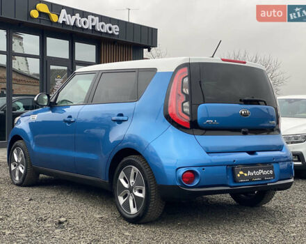 Синий Киа Soul EV, объемом двигателя 0 л и пробегом 88 тыс. км за 10700 $, фото 35 на Automoto.ua