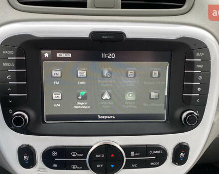 Синий Киа Soul EV, объемом двигателя 0 л и пробегом 88 тыс. км за 10700 $, фото 78 на Automoto.ua