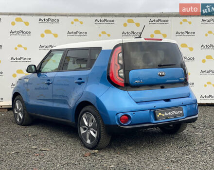 Синий Киа Soul EV, объемом двигателя 0 л и пробегом 88 тыс. км за 10700 $, фото 99 на Automoto.ua