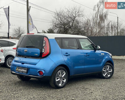 Синий Киа Soul EV, объемом двигателя 0 л и пробегом 88 тыс. км за 10700 $, фото 38 на Automoto.ua
