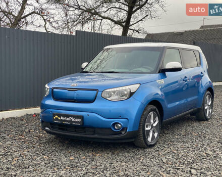 Синий Киа Soul EV, объемом двигателя 0 л и пробегом 88 тыс. км за 10700 $, фото 82 на Automoto.ua