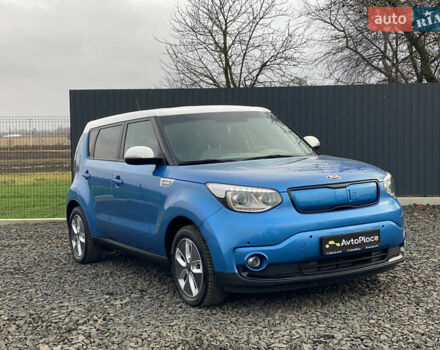 Синий Киа Soul EV, объемом двигателя 0 л и пробегом 88 тыс. км за 10700 $, фото 94 на Automoto.ua