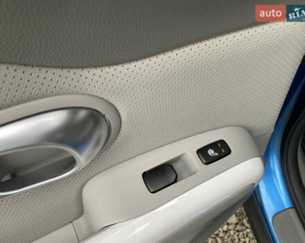 Синий Киа Soul EV, объемом двигателя 0 л и пробегом 88 тыс. км за 10700 $, фото 58 на Automoto.ua