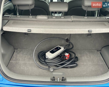 Синий Киа Soul EV, объемом двигателя 0 л и пробегом 88 тыс. км за 10700 $, фото 30 на Automoto.ua