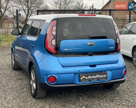 Синий Киа Soul EV, объемом двигателя 0 л и пробегом 88 тыс. км за 10700 $, фото 21 на Automoto.ua
