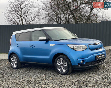 Синий Киа Soul EV, объемом двигателя 0 л и пробегом 88 тыс. км за 10700 $, фото 96 на Automoto.ua