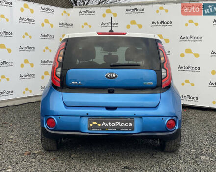 Синий Киа Soul EV, объемом двигателя 0 л и пробегом 88 тыс. км за 10700 $, фото 98 на Automoto.ua