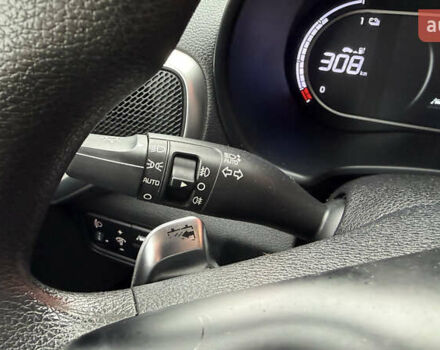 Синий Киа Soul EV, объемом двигателя 0 л и пробегом 26 тыс. км за 18900 $, фото 27 на Automoto.ua