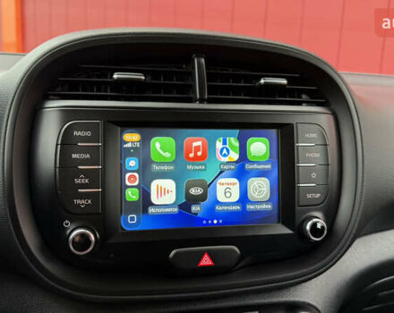 Синий Киа Soul EV, объемом двигателя 0 л и пробегом 26 тыс. км за 18900 $, фото 32 на Automoto.ua