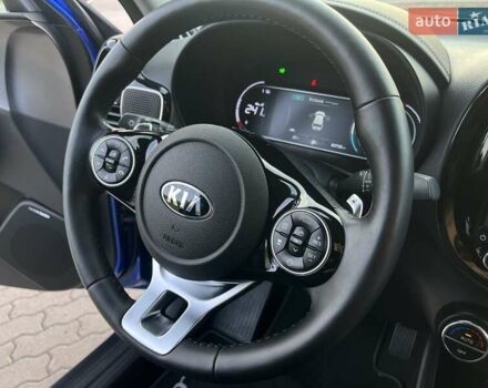 Синий Киа Soul EV, объемом двигателя 0 л и пробегом 59 тыс. км за 18999 $, фото 44 на Automoto.ua