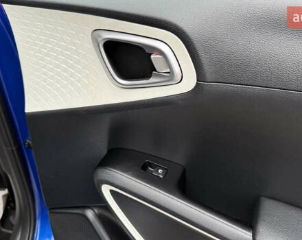 Синий Киа Soul EV, объемом двигателя 0 л и пробегом 26 тыс. км за 18900 $, фото 44 на Automoto.ua