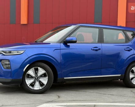 Синий Киа Soul EV, объемом двигателя 0 л и пробегом 26 тыс. км за 18900 $, фото 4 на Automoto.ua