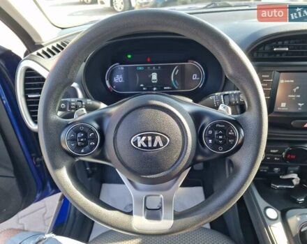 Синий Киа Soul EV, объемом двигателя 0 л и пробегом 26 тыс. км за 17900 $, фото 22 на Automoto.ua