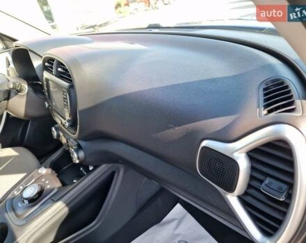 Синий Киа Soul EV, объемом двигателя 0 л и пробегом 26 тыс. км за 17900 $, фото 39 на Automoto.ua