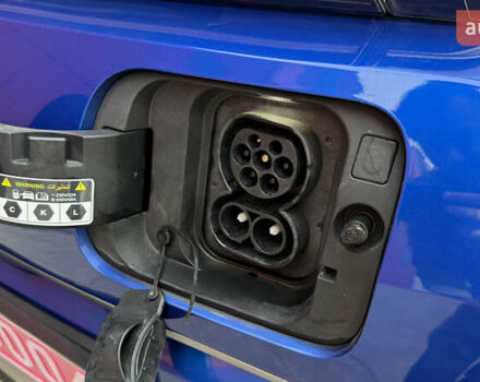 Синий Киа Soul EV, объемом двигателя 0 л и пробегом 26 тыс. км за 18900 $, фото 60 на Automoto.ua