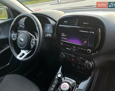 Синий Киа Soul EV, объемом двигателя 0 л и пробегом 59 тыс. км за 18999 $, фото 35 на Automoto.ua