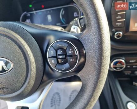 Синий Киа Soul EV, объемом двигателя 0 л и пробегом 26 тыс. км за 17900 $, фото 27 на Automoto.ua