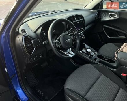 Синий Киа Soul EV, объемом двигателя 0 л и пробегом 59 тыс. км за 18999 $, фото 33 на Automoto.ua