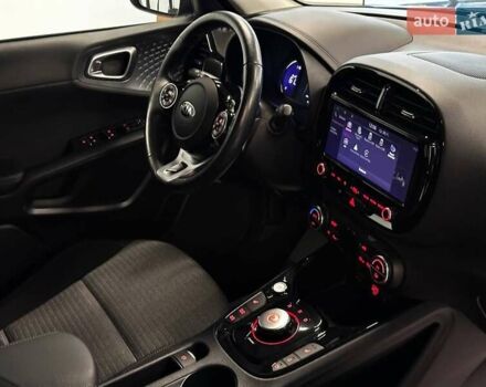 Синій Кіа Soul EV, об'ємом двигуна 0 л та пробігом 34 тис. км за 16900 $, фото 30 на Automoto.ua
