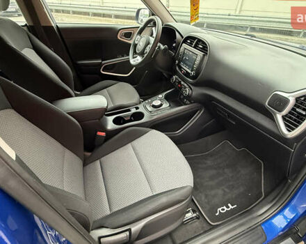 Синий Киа Soul EV, объемом двигателя 0 л и пробегом 26 тыс. км за 18900 $, фото 52 на Automoto.ua