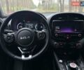 Киа Soul EV 2022 в Киеве на Automoto.ua Синий Киа Soul EV, объемом двигателя 0 л и пробегом 39 тыс. км за 19499 $, фото 57 на Automoto.ua