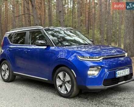 Киа Soul EV 2022 в Киеве на Automoto.ua Синий Киа Soul EV, объемом двигателя 0 л и пробегом 39 тыс. км за 19499 $, фото 10 на Automoto.ua