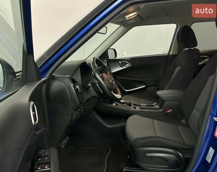 Киа Soul EV 2022 в Киеве на Automoto.ua Синий Киа Soul EV, объемом двигателя 0 л и пробегом 39 тыс. км за 19499 $, фото 109 на Automoto.ua