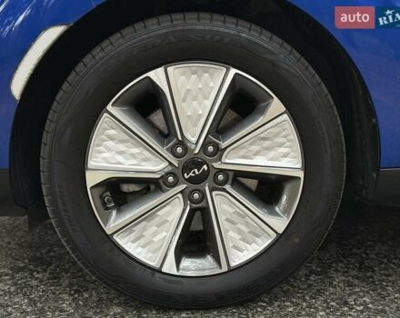 Киа Soul EV 2022 в Киеве на Automoto.ua Синий Киа Soul EV, объемом двигателя 0 л и пробегом 39 тыс. км за 19499 $, фото 40 на Automoto.ua