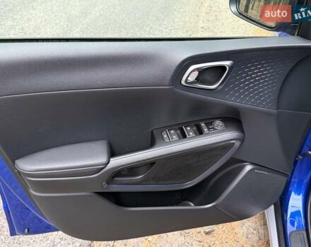 Киа Soul EV 2022 в Киеве на Automoto.ua Синий Киа Soul EV, объемом двигателя 0 л и пробегом 39 тыс. км за 19499 $, фото 46 на Automoto.ua