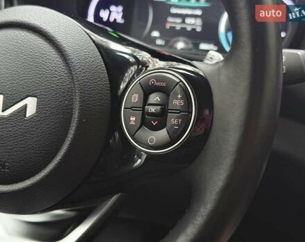 Киа Soul EV 2022 в Киеве на Automoto.ua Синий Киа Soul EV, объемом двигателя 0 л и пробегом 39 тыс. км за 19499 $, фото 54 на Automoto.ua