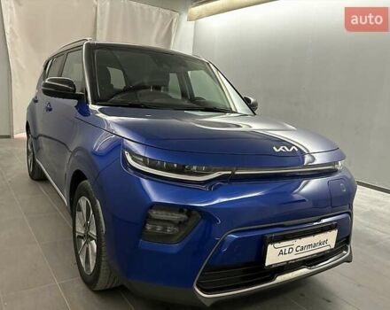 Киа Soul EV 2022 в Киеве на Automoto.ua Синий Киа Soul EV, объемом двигателя 0 л и пробегом 39 тыс. км за 19499 $, фото 108 на Automoto.ua