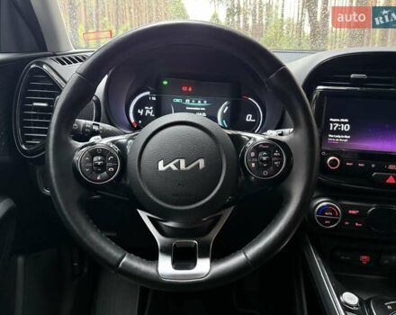 Киа Soul EV 2022 в Киеве на Automoto.ua Синий Киа Soul EV, объемом двигателя 0 л и пробегом 39 тыс. км за 19499 $, фото 52 на Automoto.ua