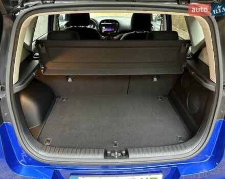 Киа Soul EV 2022 в Киеве на Automoto.ua Синий Киа Soul EV, объемом двигателя 0 л и пробегом 39 тыс. км за 19499 $, фото 82 на Automoto.ua