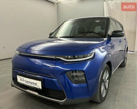 Киа Soul EV 2022 в Киеве на Automoto.ua Синий Киа Soul EV, объемом двигателя 0 л и пробегом 39 тыс. км за 19499 $, фото 105 на Automoto.ua