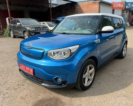 Синий Киа Soul EV, объемом двигателя 0 л и пробегом 130 тыс. км за 6550 $, фото 1 на Automoto.ua