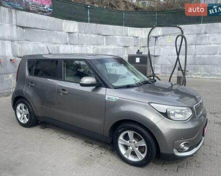 Зеленый Киа Soul EV, объемом двигателя 0 л и пробегом 115 тыс. км за 7600 $, фото 9 на Automoto.ua