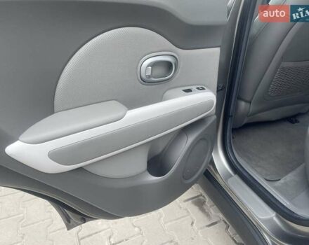 Зеленый Киа Soul EV, объемом двигателя 0 л и пробегом 115 тыс. км за 7600 $, фото 27 на Automoto.ua