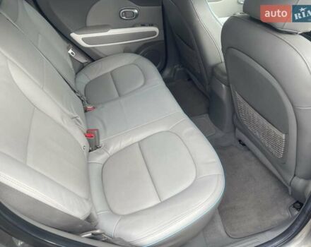 Зеленый Киа Soul EV, объемом двигателя 0 л и пробегом 115 тыс. км за 7600 $, фото 17 на Automoto.ua
