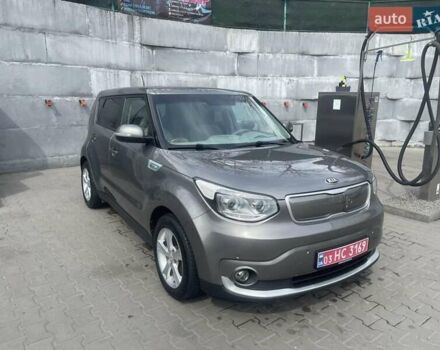 Зеленый Киа Soul EV, объемом двигателя 0 л и пробегом 115 тыс. км за 7600 $, фото 8 на Automoto.ua