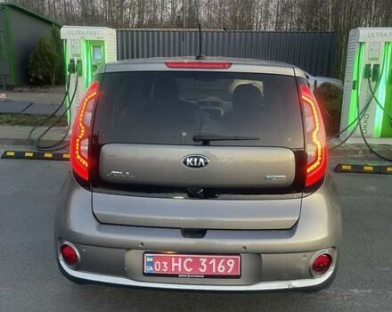 Зеленый Киа Soul EV, объемом двигателя 0 л и пробегом 115 тыс. км за 7600 $, фото 3 на Automoto.ua