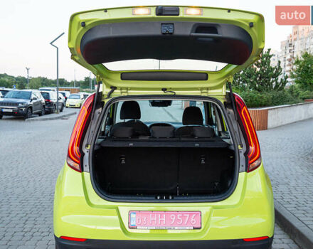 Зеленый Киа Soul EV, объемом двигателя 0 л и пробегом 25 тыс. км за 14950 $, фото 42 на Automoto.ua
