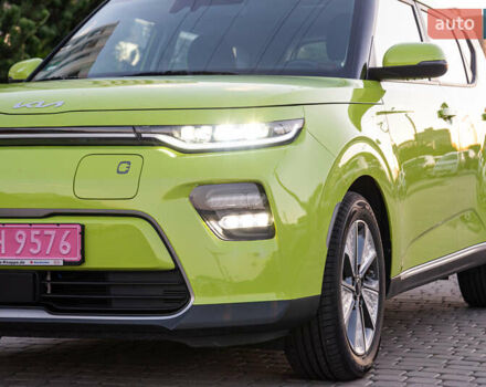 Зеленый Киа Soul EV, объемом двигателя 0 л и пробегом 25 тыс. км за 14950 $, фото 5 на Automoto.ua