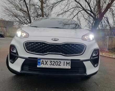 Белый Киа Sportage, объемом двигателя 0 л и пробегом 52 тыс. км за 19000 $, фото 1 на Automoto.ua