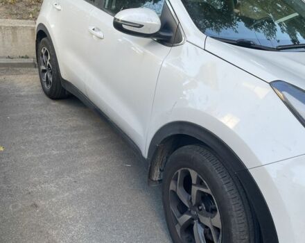 Білий Кіа Sportage, об'ємом двигуна 1.6 л та пробігом 54 тис. км за 20000 $, фото 2 на Automoto.ua