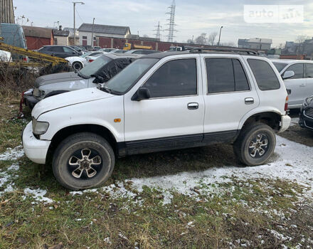 Білий Кіа Sportage, об'ємом двигуна 2 л та пробігом 300 тис. км за 2699 $, фото 2 на Automoto.ua