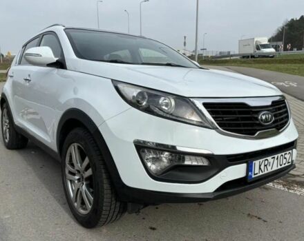 Белый Киа Sportage, объемом двигателя 2 л и пробегом 216 тыс. км за 8000 $, фото 5 на Automoto.ua