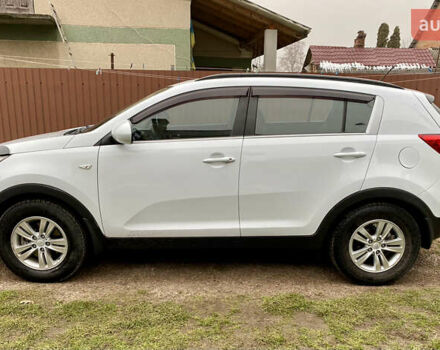 Белый Киа Sportage, объемом двигателя 2 л и пробегом 244 тыс. км за 9990 $, фото 1 на Automoto.ua