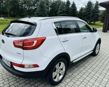 Белый Киа Sportage, объемом двигателя 0 л и пробегом 235 тыс. км за 5000 $, фото 2 на Automoto.ua