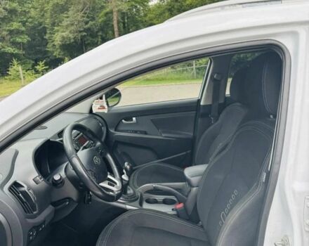 Белый Киа Sportage, объемом двигателя 0 л и пробегом 235 тыс. км за 5000 $, фото 6 на Automoto.ua